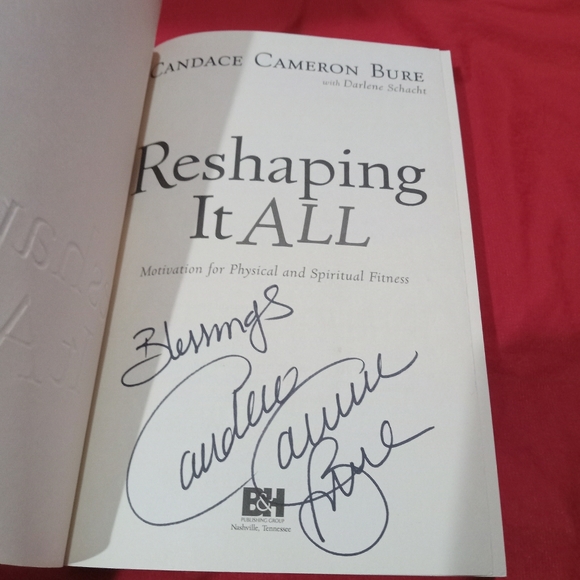 Signed Candace Cameron Bure Book Reshaping It All Hardback - Picture 3 of 4